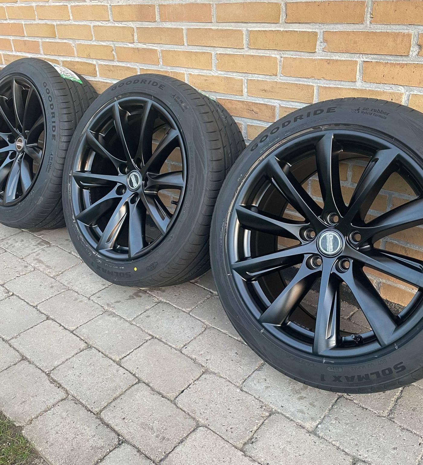 18” Nye Tesla 3 sommerhjul med BLE ventiler – ref 100