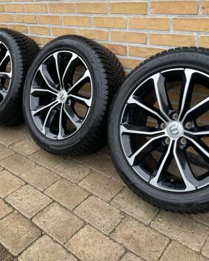 17” Originale Volvo V60 vinterhjul – reference 28