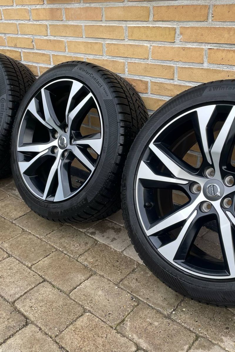 18” Originale Volvo V60 vinterhjul – reference 30