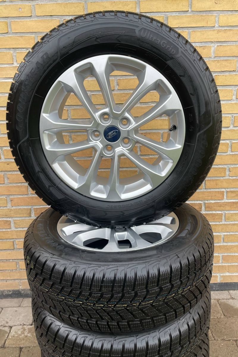 17” Originale Ford Kuga vinterhjul – reference 49
