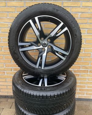 18” originale Volvo XC-40 vinterhjul – ref 27
