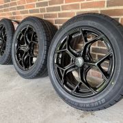19” NYE KOMPLET VINTERHJUL – VW ID4 / ID5 / SKODA ENYAQ / ELROQ / FORD EXPLORER / AUDI Q4 / CUPRA TAVASCAN – REF V9