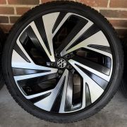 21” VW ID4/ID5 – ORIGINALE ALUFÆLGE MED SOMMERDÆK – REF E68