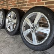 20” AUDI E-TRON / Q8 – ORIGINALE ALUFÆLGE MED SOMMERDÆK – REF E67