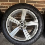 20” AUDI E-TRON / Q8 – ORIGINALE ALUFÆLGE MED SOMMERDÆK – REF E67