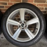 20” AUDI E-TRON / Q8 – ORIGINALE ALUFÆLGE MED SOMMERDÆK – REF E67
