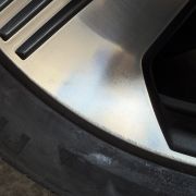 21″ AUDI E-TRON / Q8 – ORIGINALE ALUFÆLGE MED SOMMERDÆK – REF E70