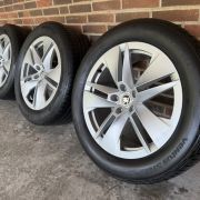 19” SKODA ENYAQ / ELROQ – ORIGINALE ALUFÆLGE MED SOMMERDÆK – REF E60