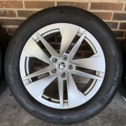 19” SKODA ENYAQ / ELROQ – ORIGINALE ALUFÆLGE MED SOMMERDÆK – REF E60