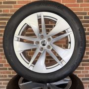 19” SKODA ENYAQ / ELROQ – ORIGINALE ALUFÆLGE MED SOMMERDÆK – REF E60