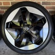 20” VW ID3 / CUPRA BORN – ORIGINALE ALUFÆLGE MED SOMMERDÆK – REF E42