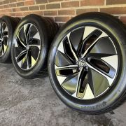 19” VW ID4 / ID5 – ORIGINALE ALUFÆLGE MED SOMMERDÆK – REF E57