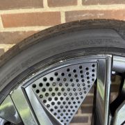 20” SKODA ENYAQ / ELROQ – ORIGINALE ALUFÆLGE MED SOMMERDÆK – REF E25