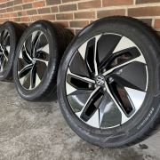 19” VW ID4 / ID5 – ORIGINALE ALUFÆLGE MED SOMMERDÆK – REF E33
