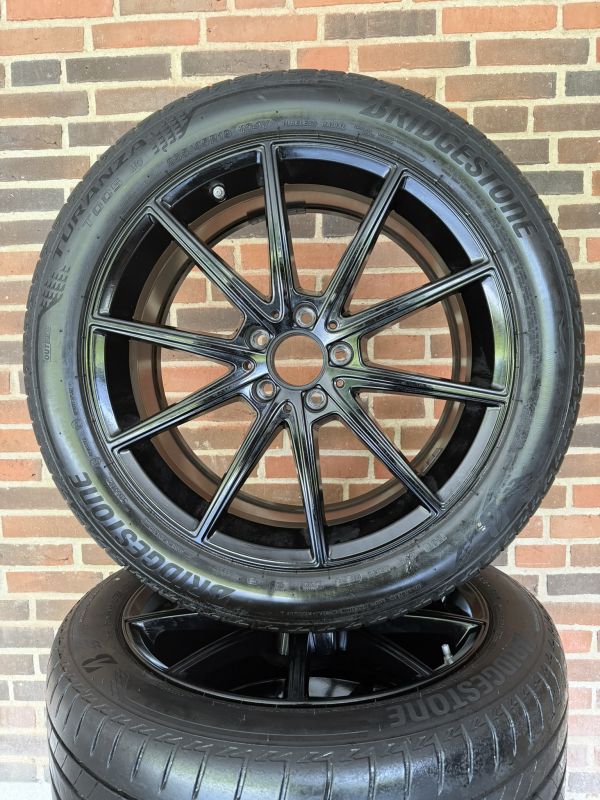 19” MERCEDES EQE – ORIGINALE ALUFÆLGE MED SOMMERDÆK – REF E26