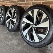 20” VW ID4 / ID5 – ORIGINALE ALUFÆLGE MED SOMMERDÆK – REF E84