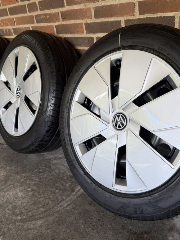 18” VW ID3 / CUPRA BORN – ORIGINALE STÅLFÆLGE MED SOMMERDÆK – REF E91