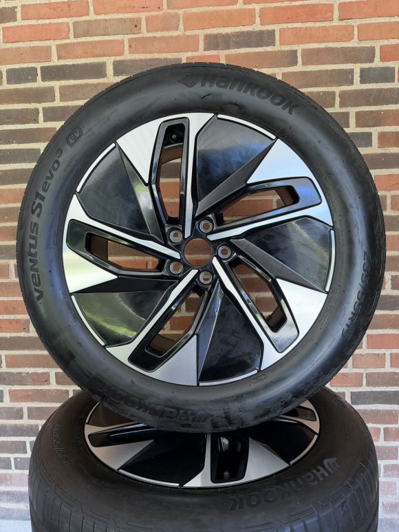 19” VW ID4 / ID5 – ORIGINALE ALUFÆLGE MED SOMMERDÆK – REF E31