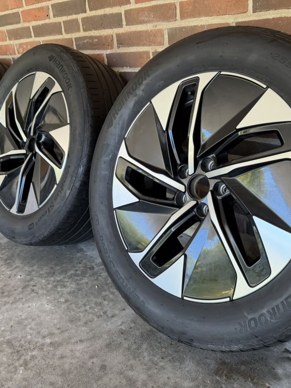 19” VW ID4 / ID5 – ORIGINALE ALUFÆLGE MED SOMMERDÆK – REF E27
