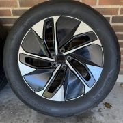 19” VW ID4 / ID5 – ORIGINALE ALUFÆLGE MED SOMMERDÆK – REF E27