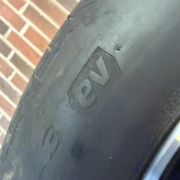 19” VW ID4 / ID5 – ORIGINALE ALUFÆLGE MED SOMMERDÆK – REF E27