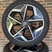 19” VW ID3 / CUPRA BORN – ORIGINALE ALUFÆLGE MED SOMMERDÆK – REF E29