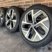 19” VW ID3 / CUPRA BORN – ORIGINALE ALUFÆLGE MED SOMMERDÆK – REF E36