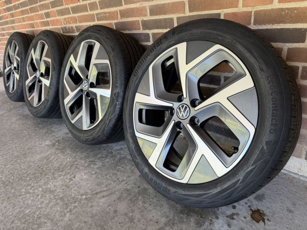 19” VW ID3 / CUPRA BORN – ORIGINALE ALUFÆLGE MED SOMMERDÆK – REF E36