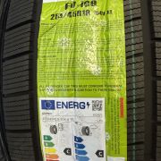 19″ TESLA Y + JUNIPER – NYE KOMPLETTE VINTERHJUL – REF V27
