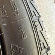 19″ TESLA 3 – NYE KOMPLETTE VINTERHJUL – REF V29