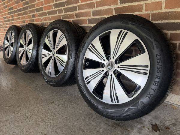 18” MERCEDES EQA / EQB – ORIGINALE ALUFÆLGE MED SOMMERDÆK – REF E61