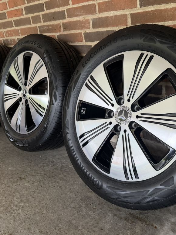 18” MERCEDES EQA / EQB – ORIGINALE ALUFÆLGE MED SOMMERDÆK – REF E61
