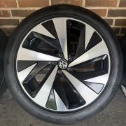 20” VW ID4 / ID5 – ORIGINALE ALUFÆLGE MED SOMMERDÆK – REF E62