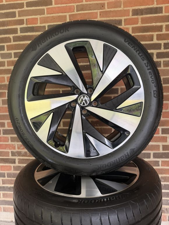 20” VW ID4 / ID5 – ORIGINALE ALUFÆLGE MED SOMMERDÆK – REF E62