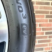 20” VW ID4 / ID5 – ORIGINALE ALUFÆLGE MED SOMMERDÆK – REF E62