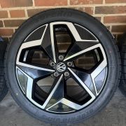 19” VW ID3 / CUPRA BORN – ORIGINALE ALUFÆLGE MED VINTERDÆK – REF E43