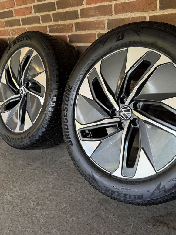 19” VW ID4 / ID5 – ORIGINALE ALUFÆLGE MED VINTERDÆK – REF E74