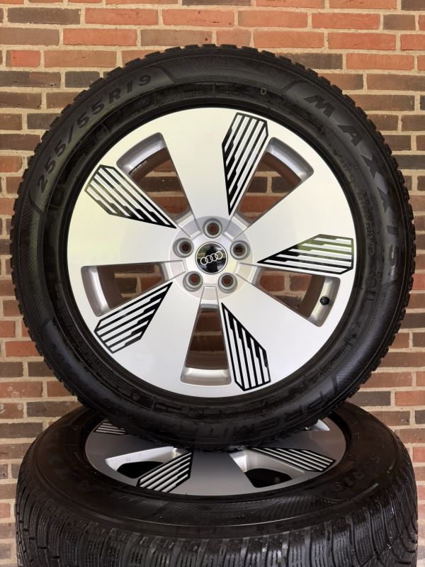 19” AUDI E-TRON – ORIGINALE ALUFÆLGE MED VINTERDÆK – REF E73