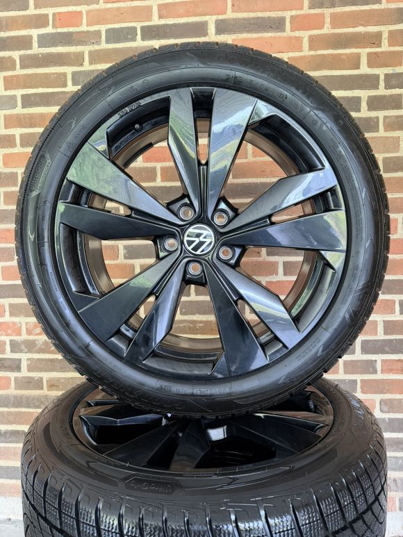 19” VW ID3 / CUPRA BORN – ORIGINALE ALUFÆLGE MED VINTERDÆK – REF P124