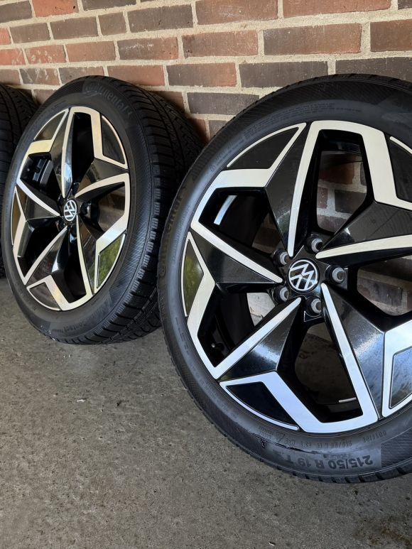 19” VW ID3 / CUPRA BORN – ORIGINALE ALUFÆLGE MED VINTERDÆK – REF P125