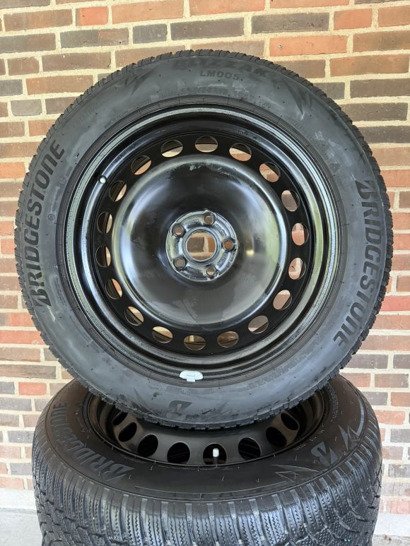 19” VW ID4 / ID5 – ORIGINALE STÅLFÆLGE MED VINTERDÆK – REF E32