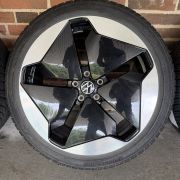 20” VW ID3 / CUPRA BORN – ORIGINALE ALUFÆLGE MED VINTERDÆK – REF P128