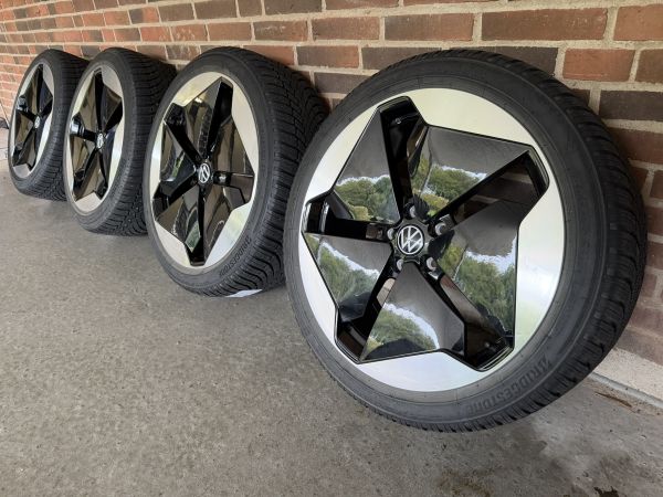 20” VW ID3 / CUPRA BORN – ORIGINALE ALUFÆLGE MED VINTERDÆK – REF P131