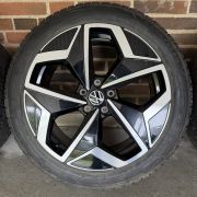 19” VW ID3 / CUPRA BORN – ORIGINALE ALUFÆLGE MED VINTERDÆK – REF P132
