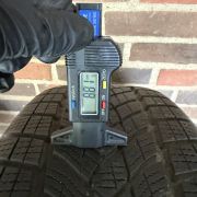 19” VW ID3 / CUPRA BORN – ORIGINALE ALUFÆLGE MED VINTERDÆK – REF P132