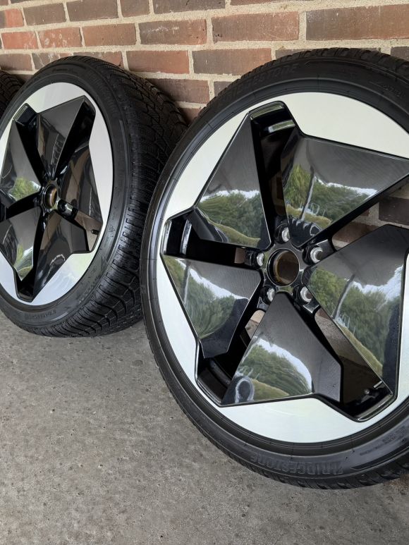 20” VW ID3 / CUPRA BORN – ORIGINALE ALUFÆLGE MED VINTERDÆK – REF P136