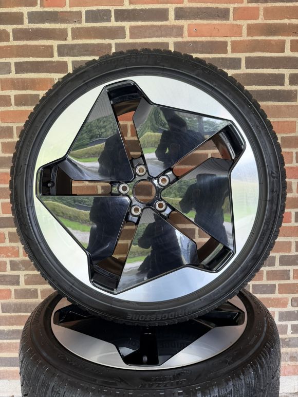 20” VW ID3 / CUPRA BORN – ORIGINALE ALUFÆLGE MED VINTERDÆK – REF P136
