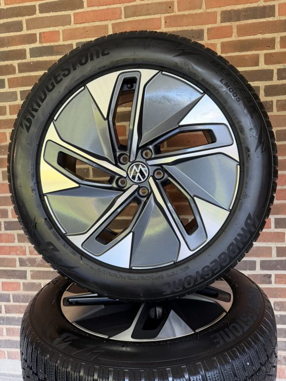 19” VW ID4/ID5 – ORIGINALE ALUFÆLGE MED VINTERDÆK – REF P146