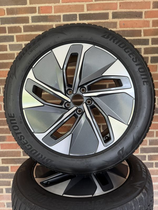 19” VW ID4/ID5 - ORIGINALE ALUFÆLGE MED VINTERDÆK - REF P148