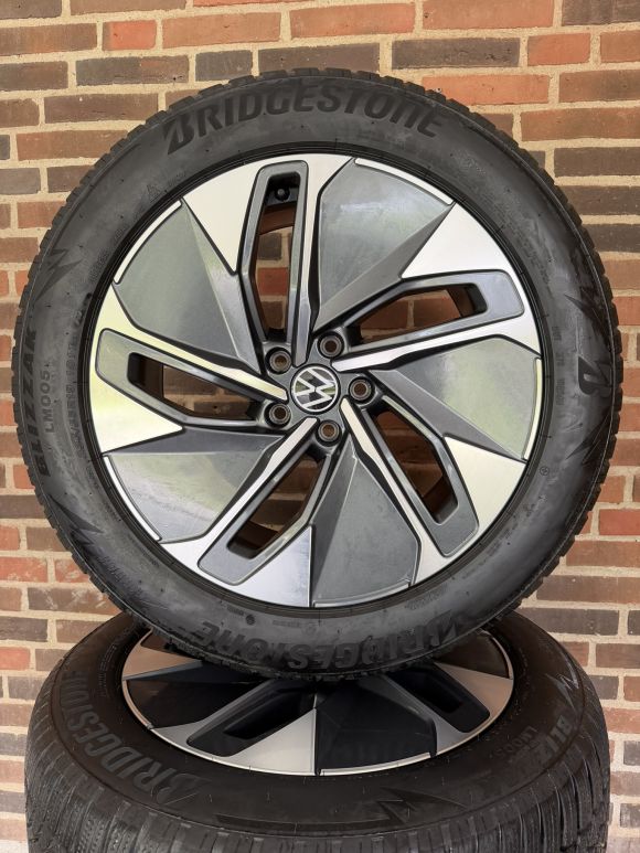 19” VW ID4/ID5 – ORIGINALE ALUFÆLGE MED VINTERDÆK – REF P150